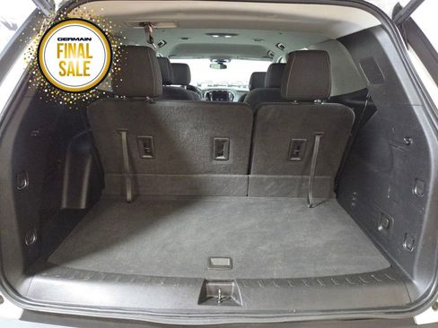 Used 2020 Chevrolet Traverse LT image 20