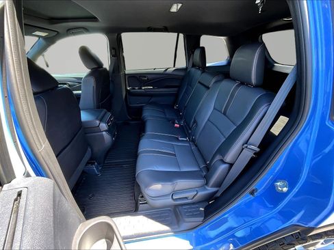 Used 2025 Honda Passport TrailSport image 22