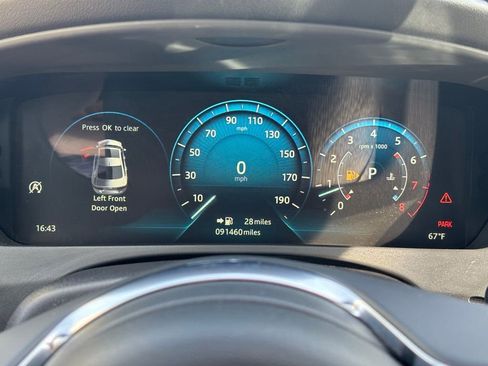 Used 2018 Jaguar XE Portfolio RWD image 30