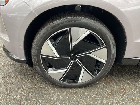 New 2026 Volvo EX90 Ultra image 9