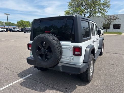 Used 2022 Jeep Wrangler Unlimited Sport AWD/4WD image 7