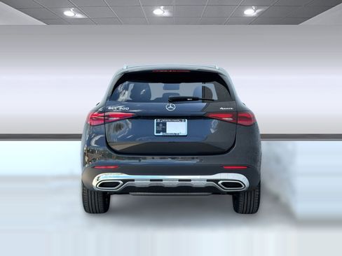 New 2026 Mercedes-Benz GLC 300 4MATIC image 9