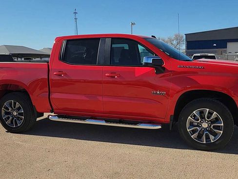 New 2026 Chevrolet Silverado 1500 LT image 3