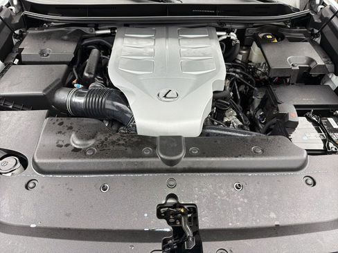 Used 2023 Lexus GX 460 Premium w/ Premium Package image 33