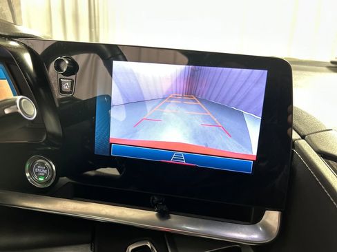 Used 2025 Chevrolet Corvette Stingray Coupe w/ 1LT image 18