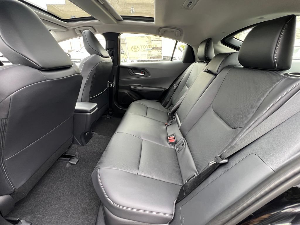 New 2027 Toyota Prius Limited AWD/4WD image 14
