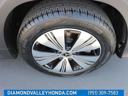 Used 2024 Mercedes-Benz EQB 250+ image 32