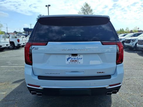New 2026 GMC Yukon Denali RWD image 4