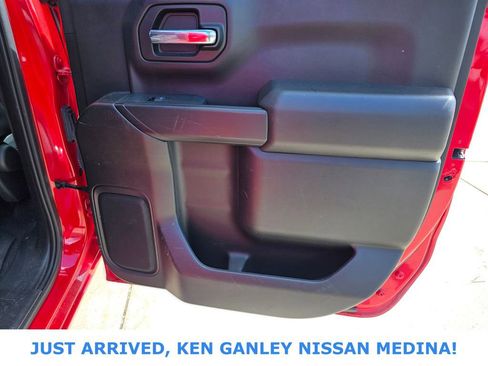 Used 2023 Chevrolet Silverado 1500 Custom image 19