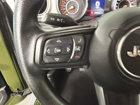 Used 2021 Jeep Wrangler Sport AWD/4WD image 15