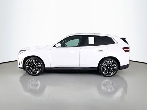 Used 2025 BMW X3 xDrive30 w/ Premium Package AWD/4WD image 4