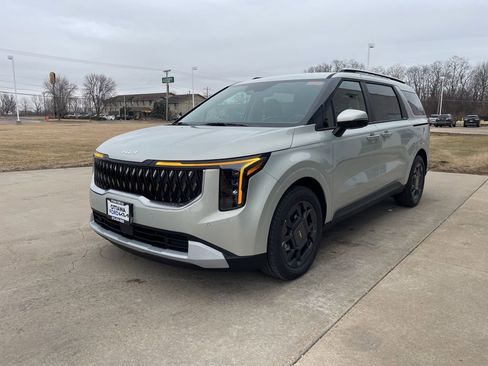 New 2026 Kia Carnival EX image 2