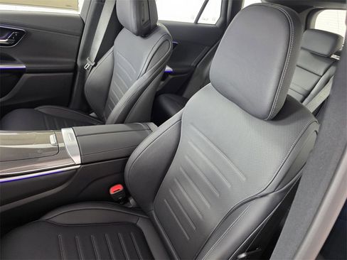 New 2026 Mercedes-Benz GLC 43 AMG 4MATIC image 8