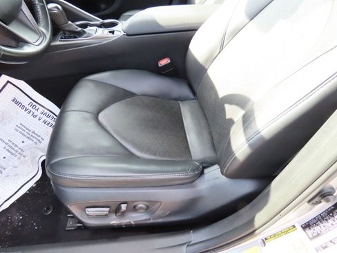 Used 2024 Toyota Camry XSE image 35