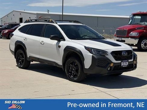 Used 2025 Subaru Outback Wilderness AWD/4WD image 2