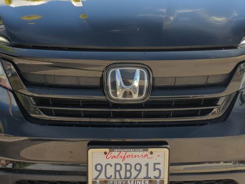Used 2022 Honda Pilot Special Edition image 9