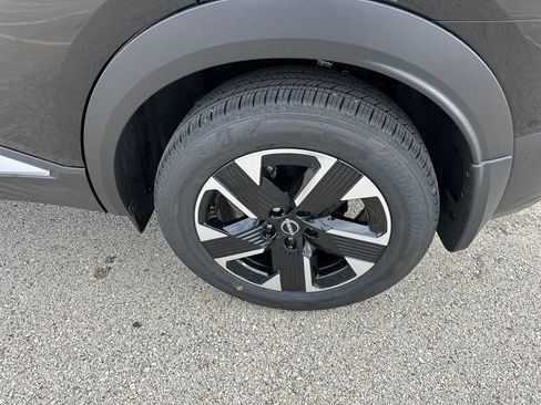 New 2026 Nissan Kicks SV w/ SV Premium Package image 36