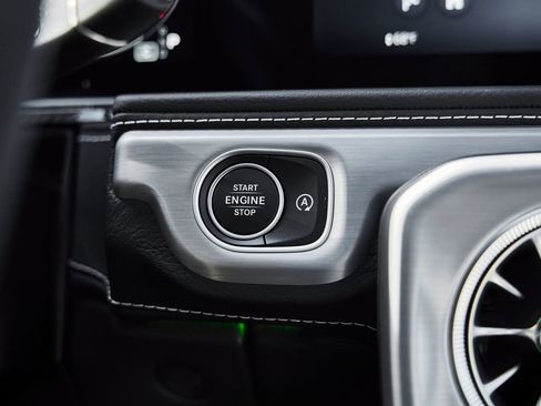 Used 2025 Mercedes-Benz G 63 AMG 4MATIC image 64