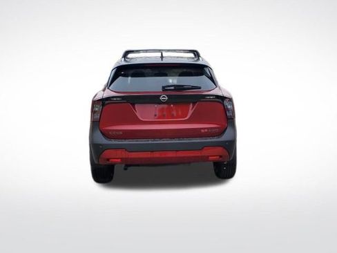 New 2026 Nissan Kicks SR image 4