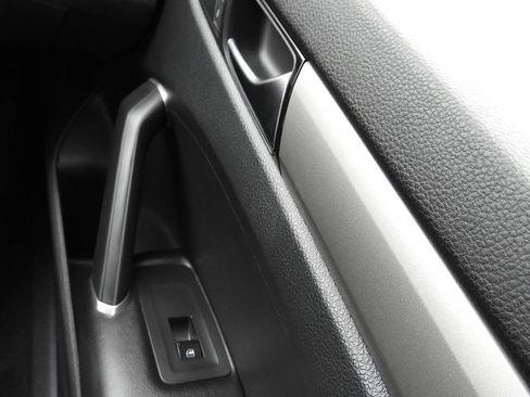 Used 2021 Volkswagen Passat 2.0T S w/ Luggage Net & Mats Package image 35