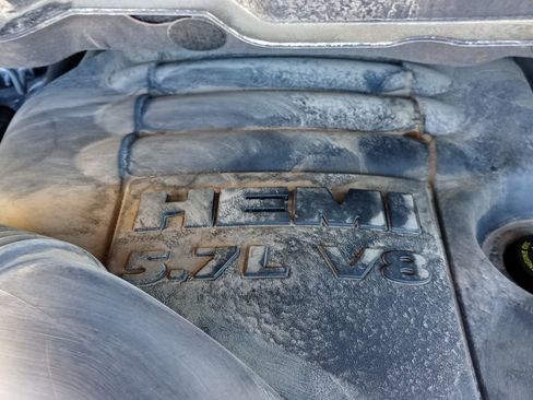 Used 2014 RAM 1500 Laramie w/ Convenience Group image 25