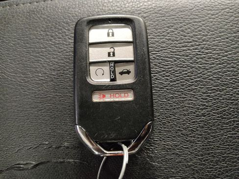 Used 2018 Honda Civic Touring image 32