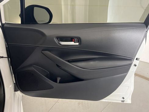 Used 2021 Toyota Corolla SE FWD image 28