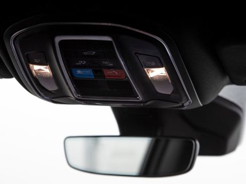 Used 2024 Jeep Wagoneer L Series III w/ Flexible Seating Group image 43