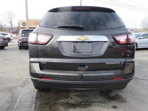 Used 2016 Chevrolet Traverse LT w/ Style and Technology Package image 7