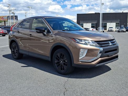 Used 2018 Mitsubishi Eclipse Cross LE AWD/4WD image 3