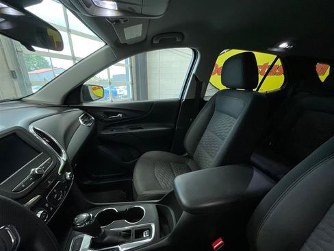 Used 2020 Chevrolet Equinox LT AWD/4WD image 12