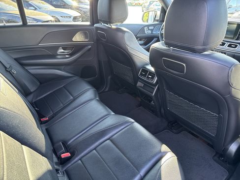 Used 2020 Mercedes-Benz GLE 350 4MATIC w/ Premium Package image 15