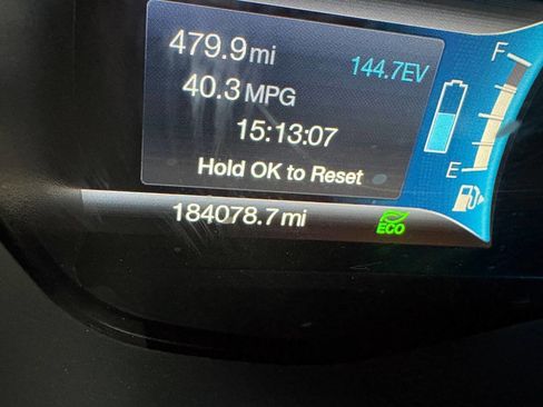 Used 2017 Ford C-MAX Titanium w/ Equipment Group 301A image 21