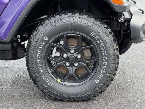 New 2026 Jeep Gladiator Willys image 12