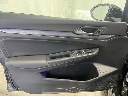 New 2025 Volkswagen GTI SE image 9