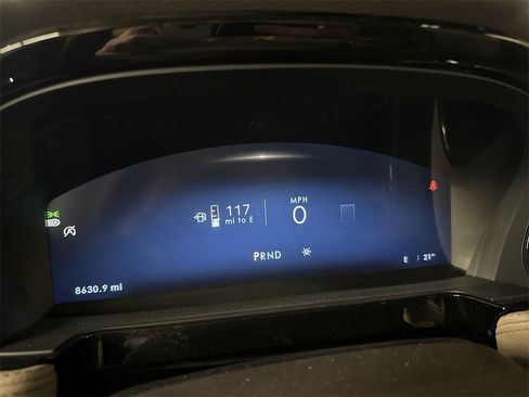 Certified 2023 Lincoln Corsair Standard w/ Equipment Group 101A image 10