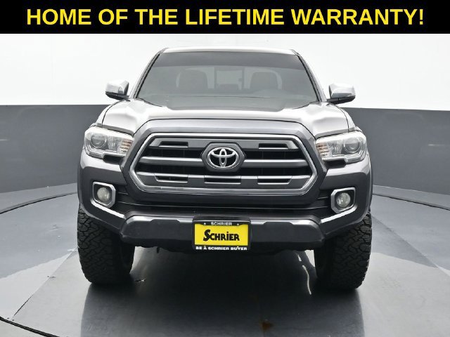 Used 2016 Toyota Tacoma Limited w/ Towing Package AWD/4WD image 9