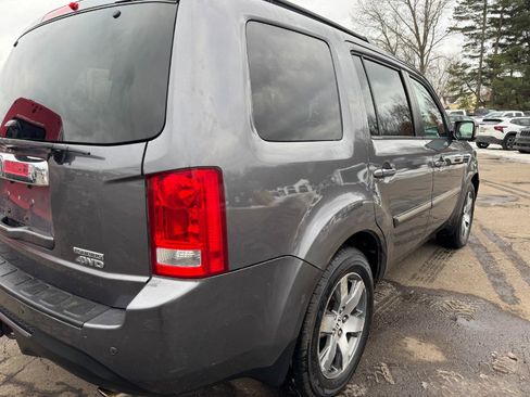 Used 2014 Honda Pilot Touring image 11
