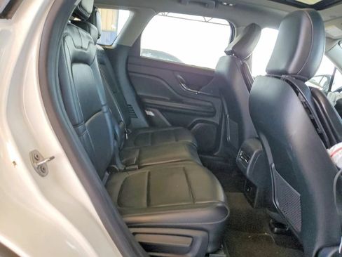 Used 2021 Lincoln Corsair FWD w/ Premium Package image 10