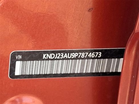 Used 2023 Kia Soul LX image 26