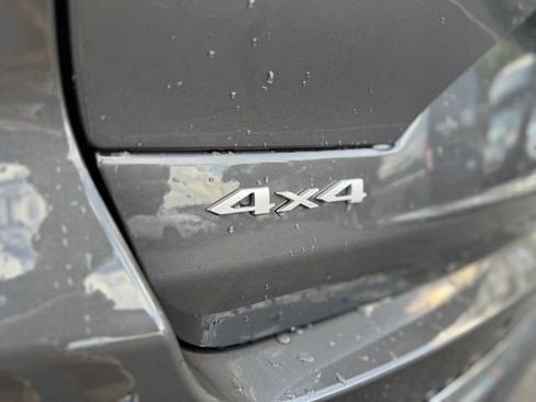 New 2025 Jeep Grand Cherokee Overland w/ Luxury Tech Group IV image 9