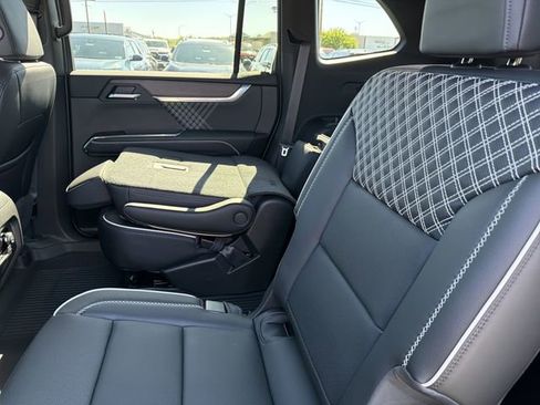 New 2026 GMC Acadia Denali w/ Super Cruise Package AWD/4WD image 13