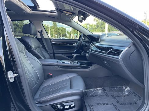 Used 2018 BMW ALPINA B7 xDrive w/ Luxury Rear Seating Package AWD/4WD image 25