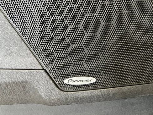 Used 2015 Chevrolet Equinox LT w/ Power Convenience Package image 17