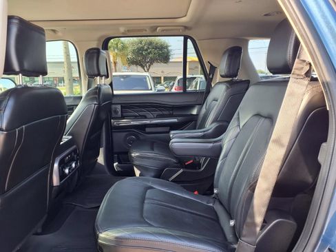 Used 2020 Ford Expedition Platinum RWD image 18