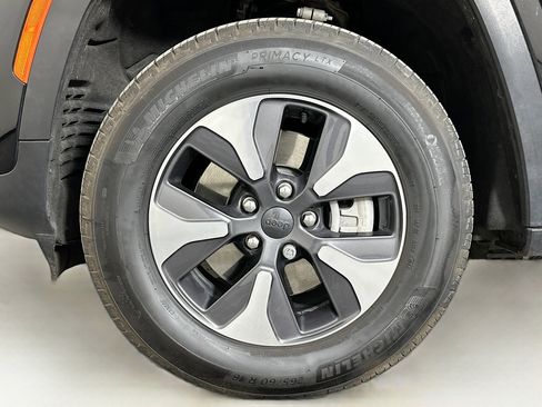 Used 2022 Jeep Grand Cherokee Limited 4xe image 11