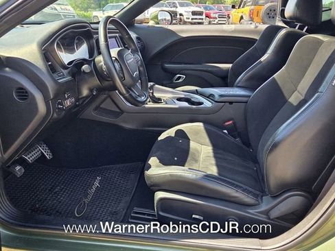 Used 2019 Dodge Challenger GT w/ Plus Package RWD image 5