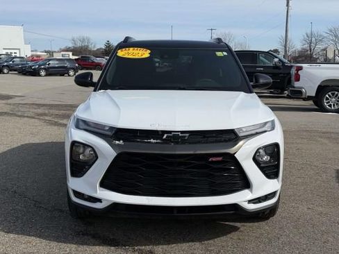 Used 2023 Chevrolet TrailBlazer RS w/ Convenience Package image 3