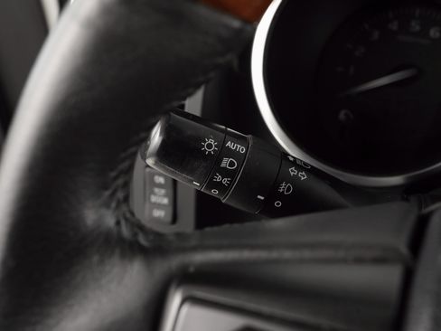 Used 2018 Toyota Sequoia Platinum image 45