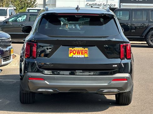 Certified 2026 Kia Sorento SX Prestige AWD/4WD image 5